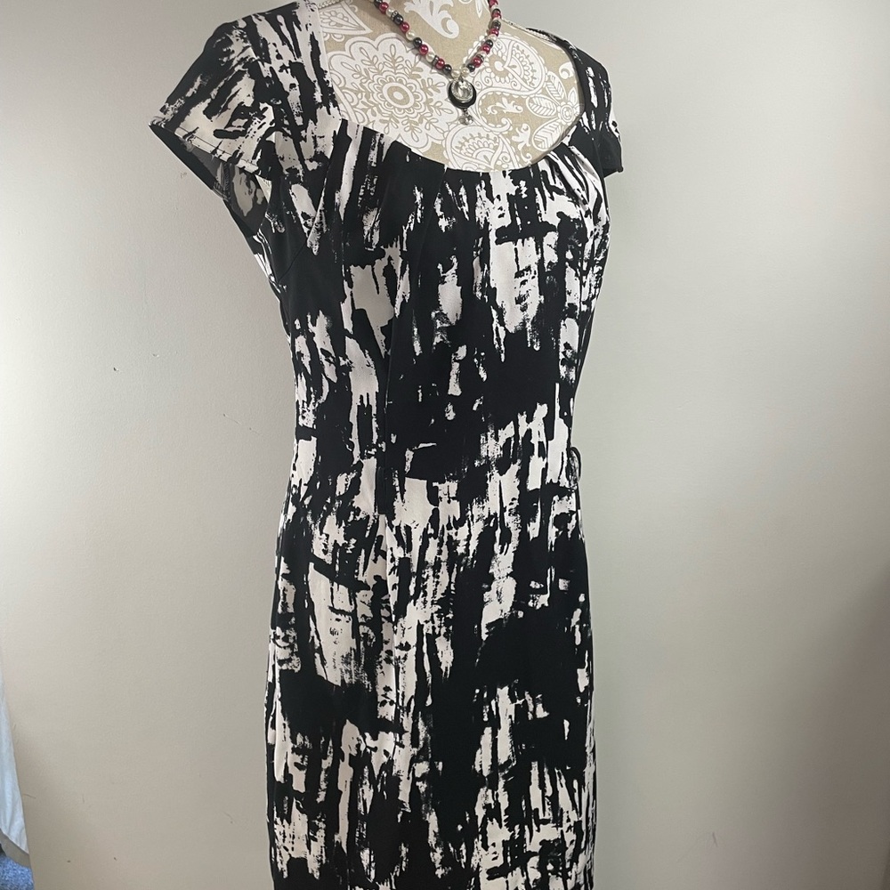 Olivia Mathew’s - Form fitting black and white dress